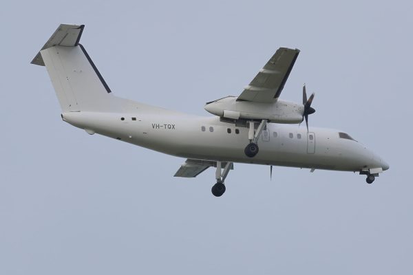 SmartLynx-Australia-Dash-8-flight